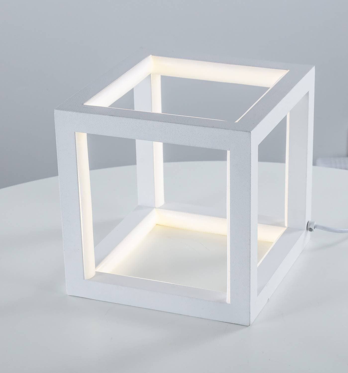 Lámpara de mesa led KUBIKA 20W blanca - Imagen 1